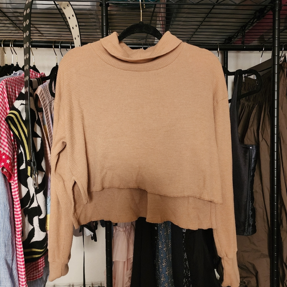 Aritzia Tna XS Waffle Knit Cropped Top